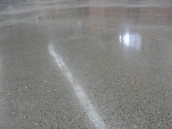 车间地面耐磨地坪选择指南(图1)