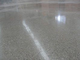 车间地面耐磨地坪选择指南