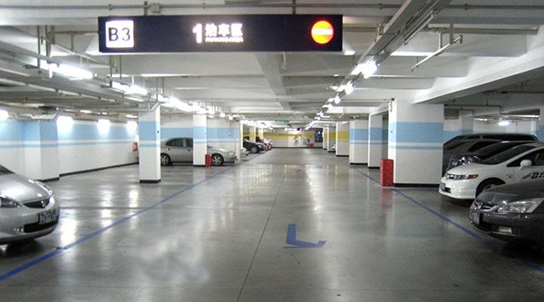 常用的几种停车场地坪施工方案(图3) 常用的几种停车场地坪施工方案(图3)