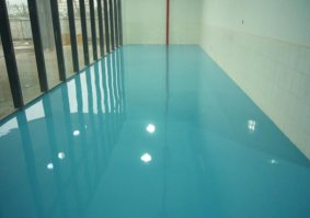 环氧地坪漆“中涂层”的作用