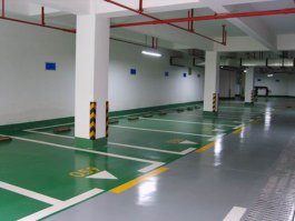 车库地坪设计施工：环氧砂浆地坪漆优势解析