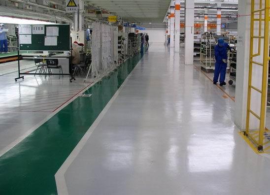 环氧地坪维修技巧：处理旧涂膜弊病与修复施工指南(图1)