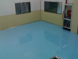 环氧地坪施工潜伏工程验收要点及耐磨地坪漆性能特点