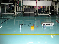 防静电地板选型指南：瓷砖与PVC地板优缺点对比分析(图1)