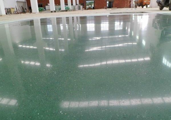 混凝土密封固化剂地面特性优势详解(图1) 混凝土密封固化剂地面特性优势详解(图1)