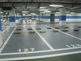 金刚砂地坪优缺点全面解析：了解特性选择合适地面材料