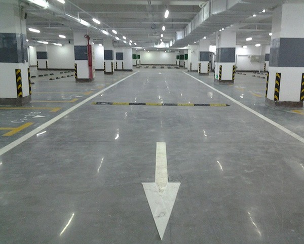 混凝土密封固化剂地坪防滑性能分析，摩擦系数实测数据对比验证(图1)