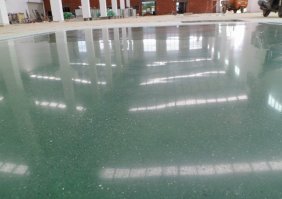 混凝土密封固化剂耐磨地坪施工工艺及优势分析