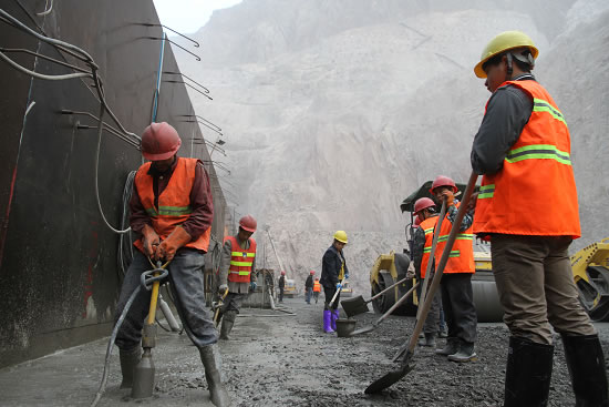 混凝土表面起砂原因分析及预防措施详解