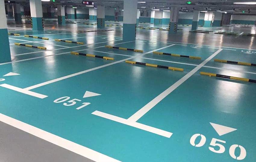 环氧地坪漆特性解析：优异附着力与化学抗性的技术优势(图1)