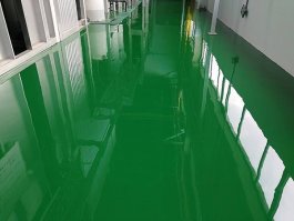 水泥地面硬化剂与环氧地坪漆六大区别对比分析