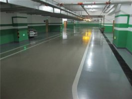 停车场地面清洁维护全攻略：机械化清洁与科学管理方法