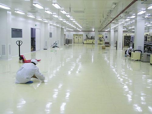 防静电直铺地板种类详解:瓷砖PVC地坪优缺点对比分析(图3) 防静电直铺地板种类详解:瓷砖PVC地坪优缺点对比分析(图3)