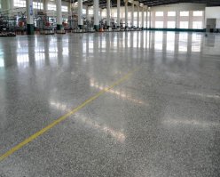 混凝土密封固化剂如何保护地面：四大核心功能解析