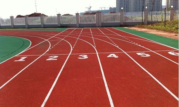 塑胶跑道使用规范及保养指南(图1)