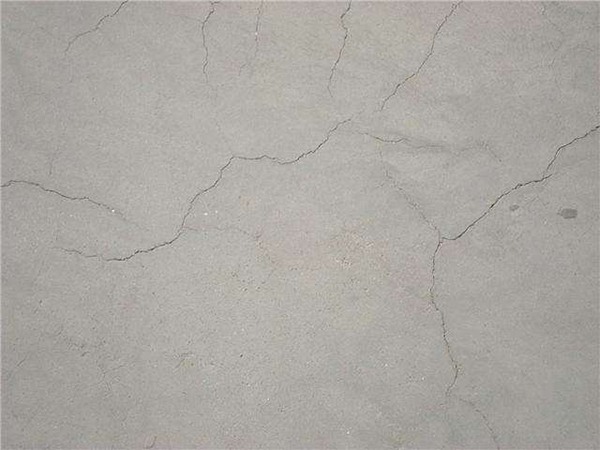 混凝土施工裂缝产生的10大原因分析及预防措施(图1)