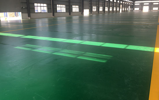 微珠防滑环氧地坪漆施工工艺详解及防滑性能分析(图1)