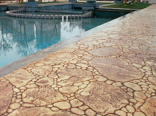 施工好之后的压印地坪应该如何养护？