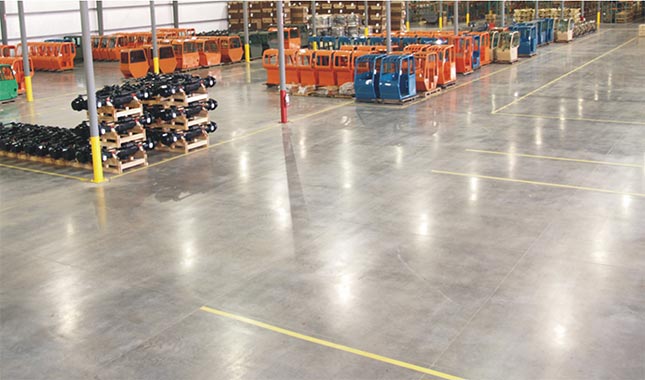 金刚砂耐磨地坪材料施工具有哪些特性